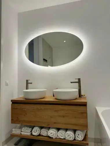 badkamer renovatie eindhoven wasbak spiegel badkamermeubel