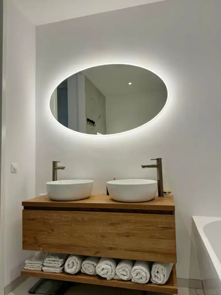 badkamer renovatie eindhoven wasbak spiegel badkamermeubel