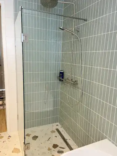 badkamerrenovatie douche regendouchekop
