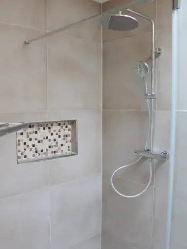 renovatie badkamer den bosch douche tegelwerk loodgieters werk en sanitair montage